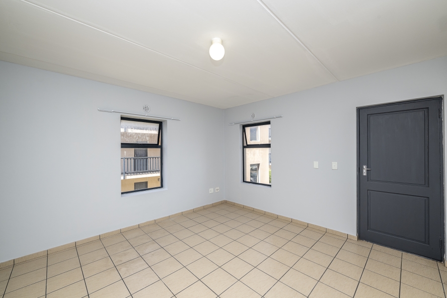 2 Bedroom Property for Sale in Parklands Western Cape